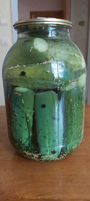 Домашние соления. Помидоры - огурцы.