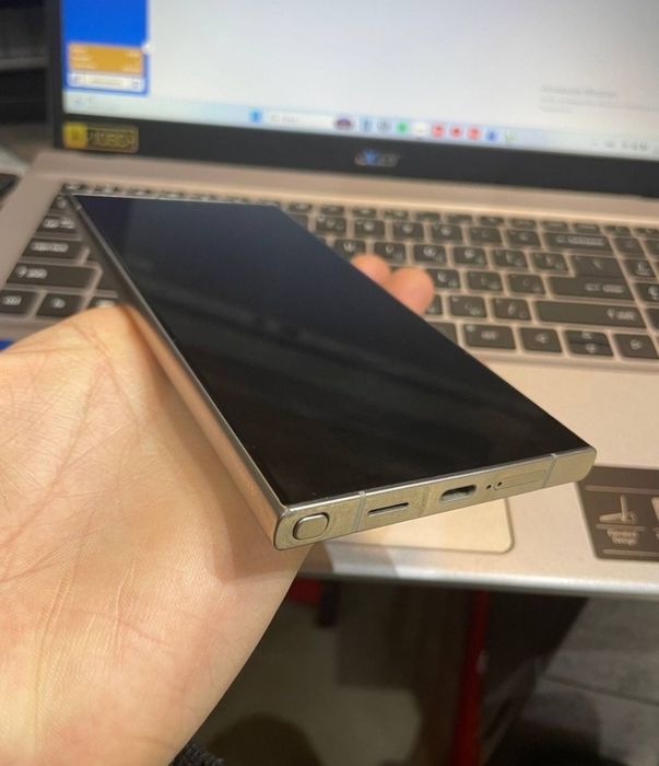 Samsung S24 ultra USA 512 гб