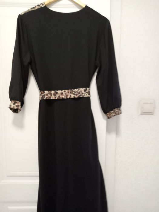 Женская одежда и аксессуары