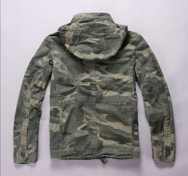 Ветровка в стиле "Милитари".