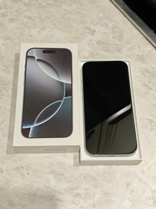 iPhone 16 Pro 128GB White, АКБ 93%, Идеал