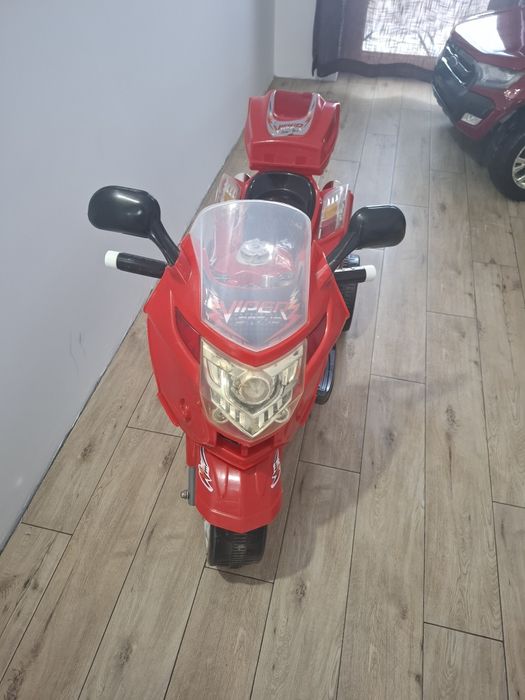 Motoreta electrica pentru copii