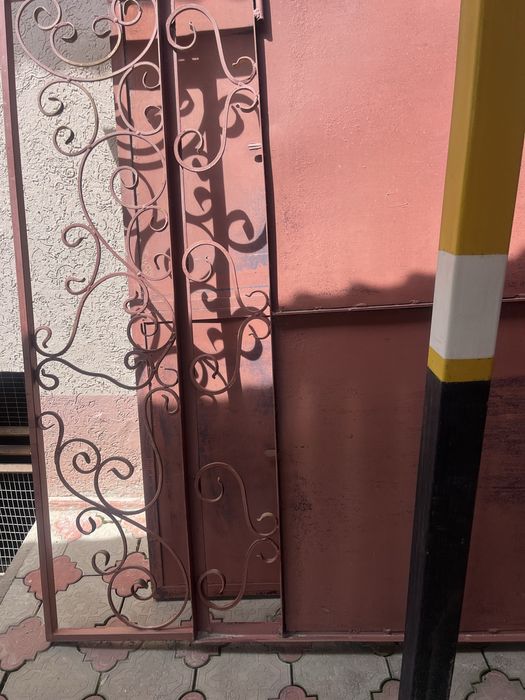 Продам металлические ворота