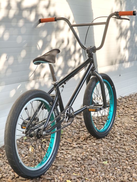 Vând BMX custom Wethepeople
