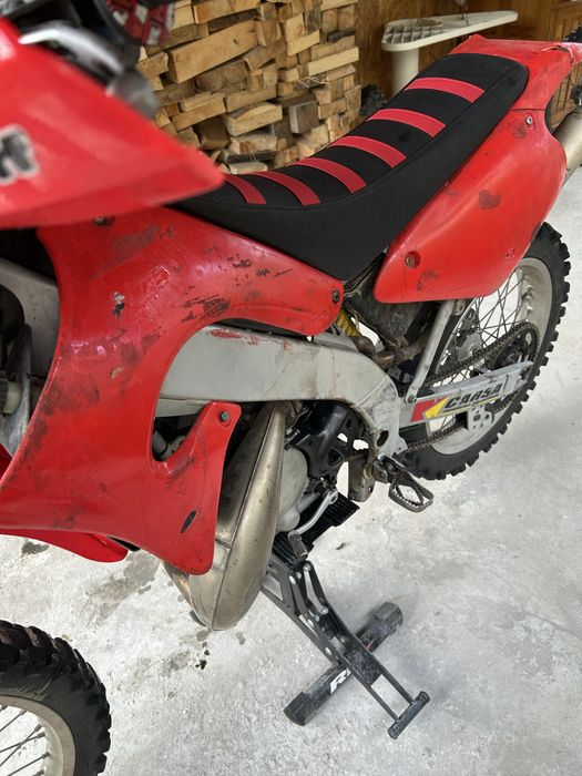 Продавам derbi senda 90