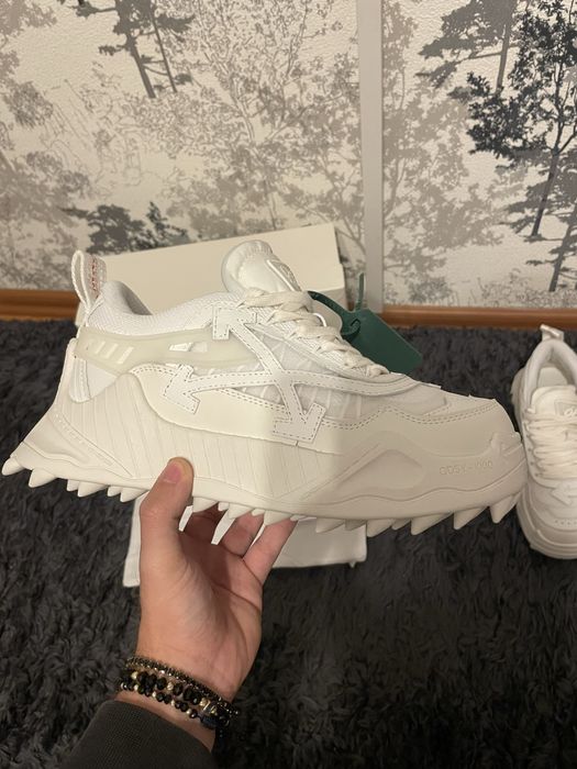 STOC 38-43 ! Off white odsy white