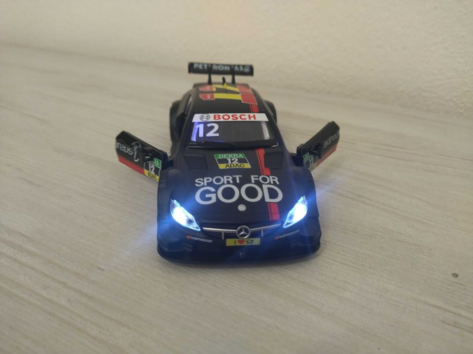 Метална количка Mercedes- Benz C63 DTM !!!