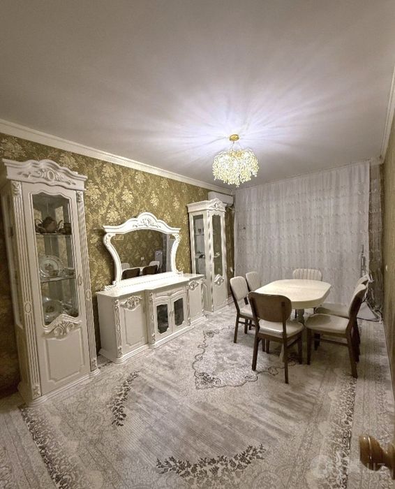 Юнусабад 10 2х3/4/5 балкон 2х6м  58 м²