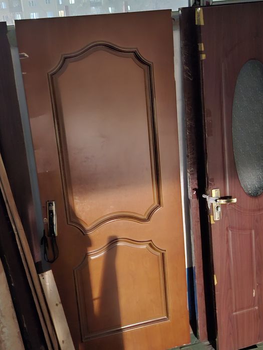 Есік сатылады. 1000т.