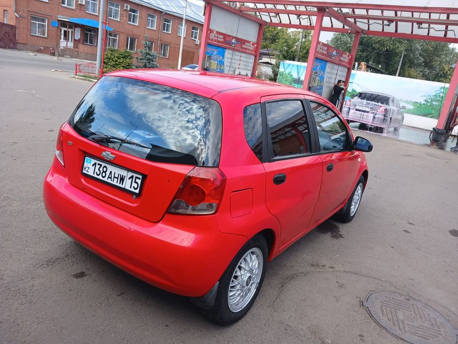 Продам машину шевроле авео