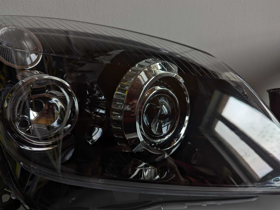 Фарове опел АСТРА КСЕНОН ЛЕД Тъмни Тунинг Нови Opel Astra H Xenon