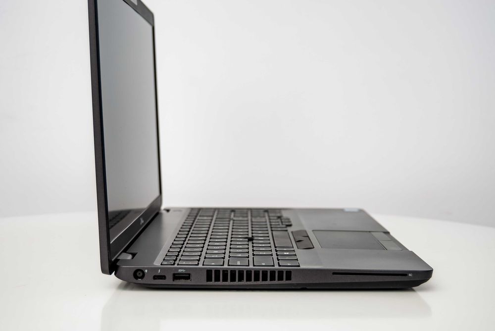 Laptop DELL Latitude 5501, i5 9400H, 32RAM, 512 SSD nou, Geforce MX150