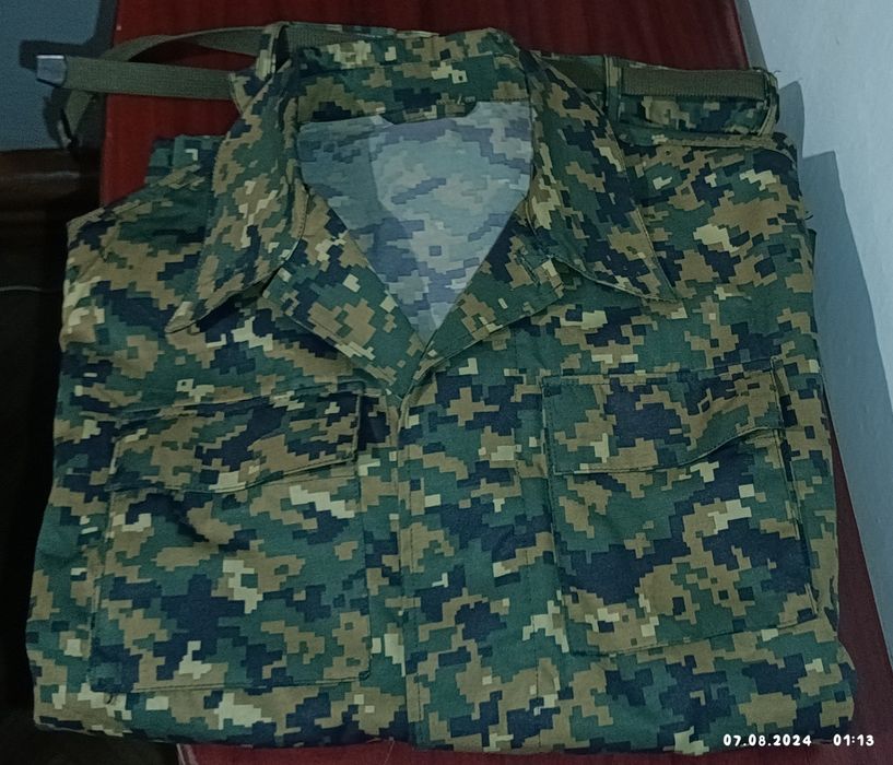 Продается военная форма.