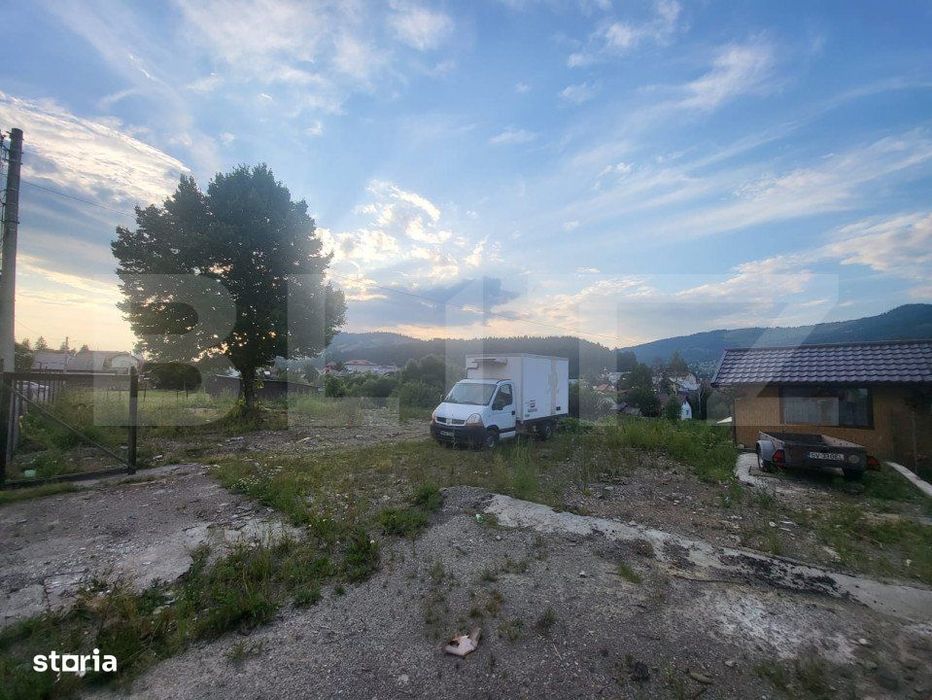Teren intravilan 2053 mp - centru Vatra Dornei