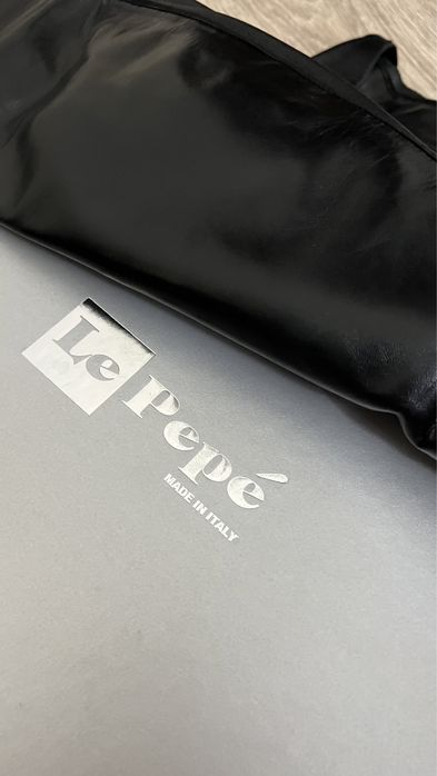 Продам Женские Сапоги