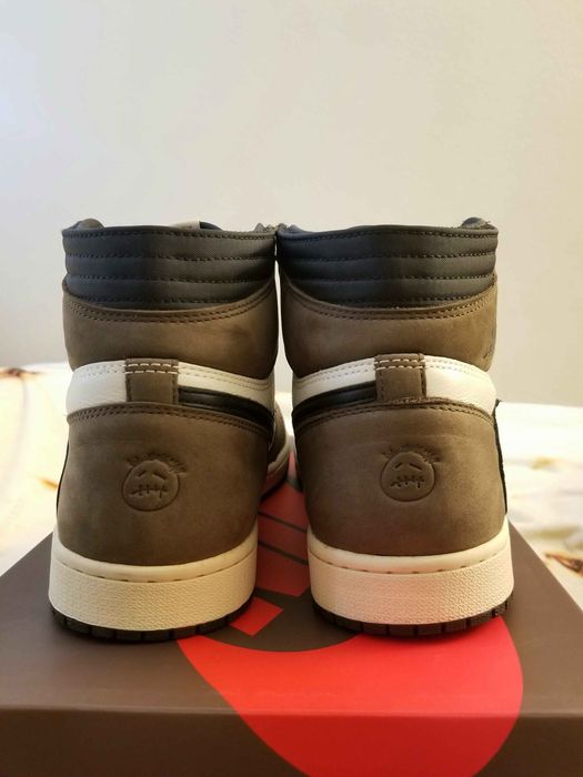 Jordan 1 x travis scott High