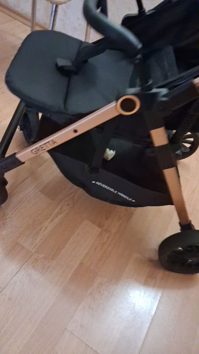 Продам детскую  коляску