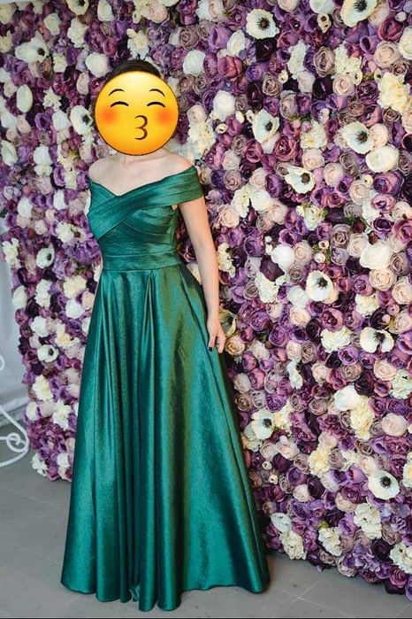 Vand rochie lunga tafta