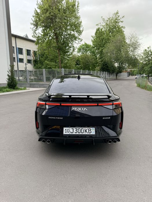 Dongfeng Aeolus Shine 1.5 Turbo
