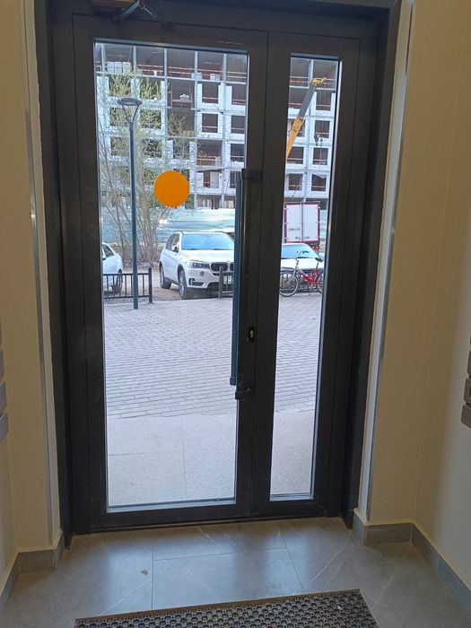 Алюминиевые Двери