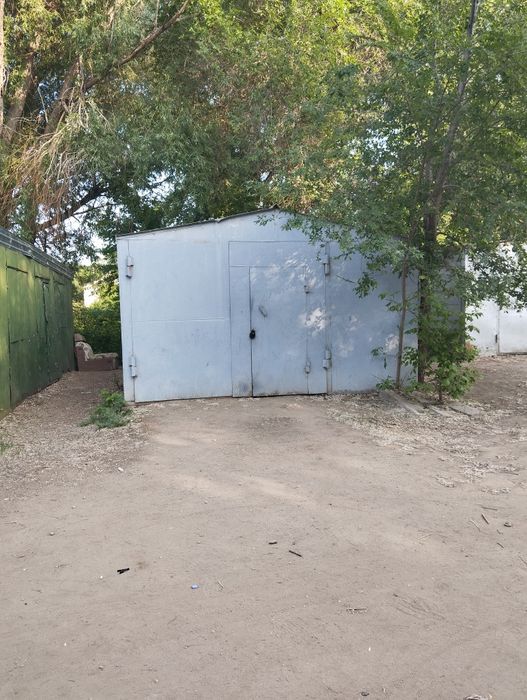 Продам железный гараж