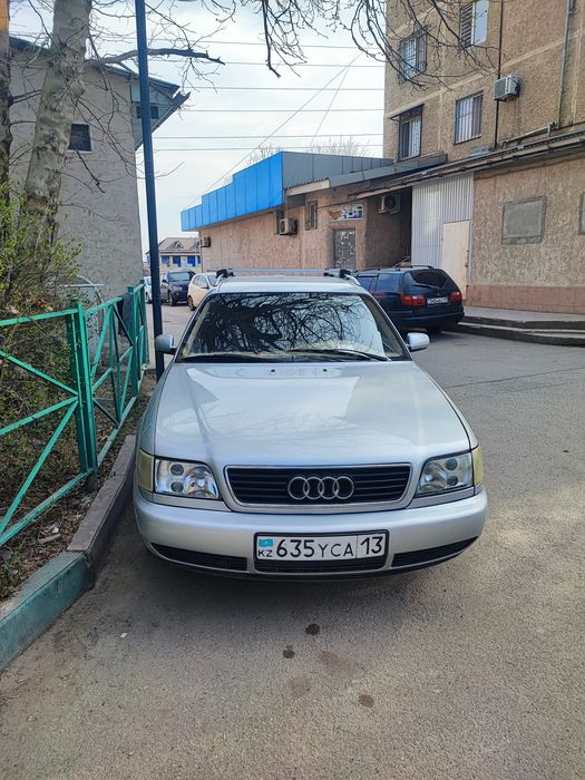 Ауди 100 в хорошем состоянии