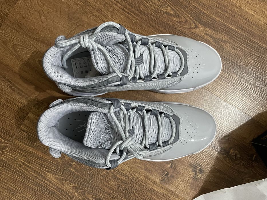 Jordan Max Aura 4