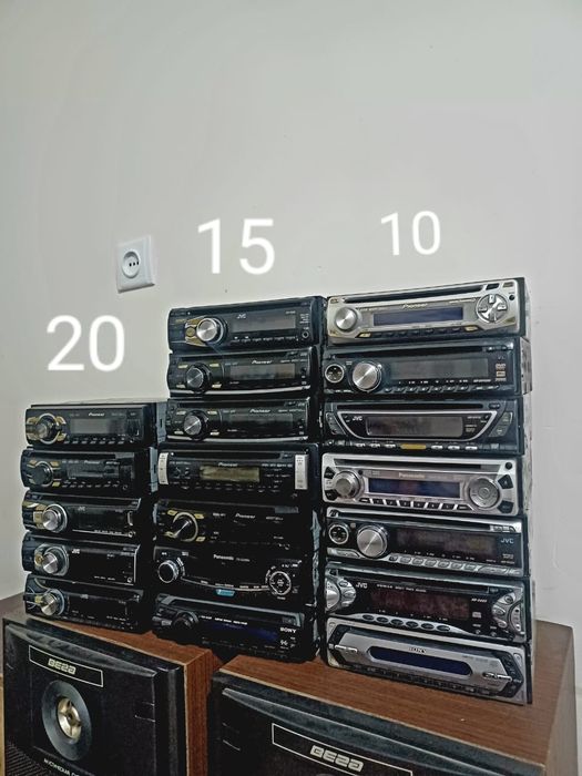 Магнитофоны из Европы.