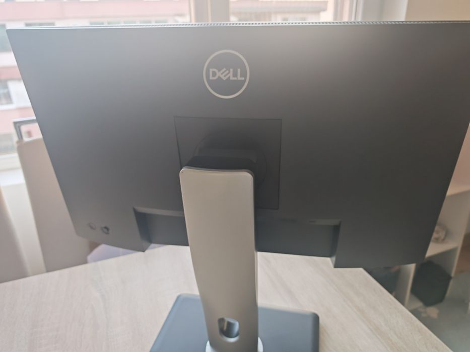 Монитор Dell P2422H