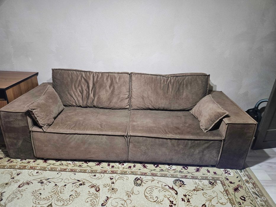 Срочно НЕДОРОГО продам диван