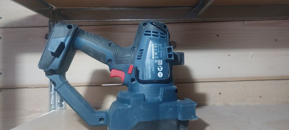 Masina de debitat Bosch GGC18V-12