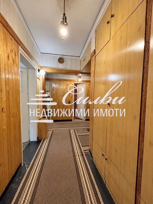 Продава се Четиристаен апартамент в Шумен, Болницата - 100 кв.м за 1650 €/кв.м - Снимка #6
