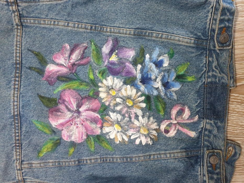 Jacheta jeans pictata manual flori M/L 38 40