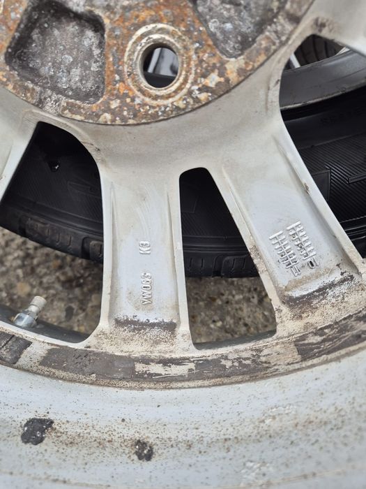 Гуми с джанти за VW Touareg