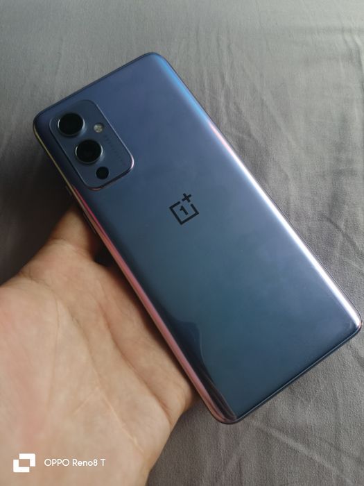 Продам oneplus 9 12/256