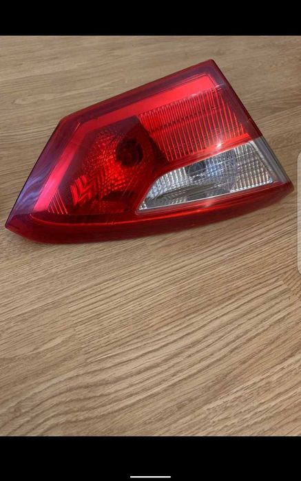 Задние фанари форд фокус