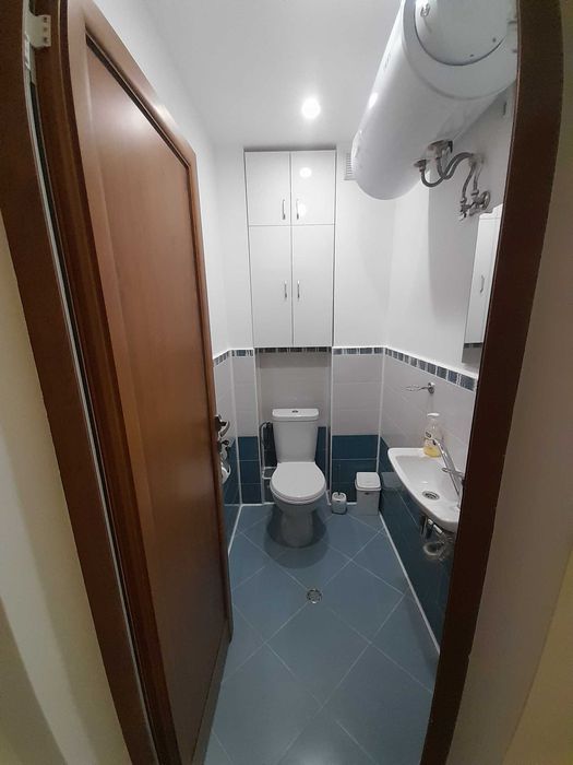 Дава се под наем Тристаен апартамент в София, Център - 90 кв.м за 612 € - Снимка #13