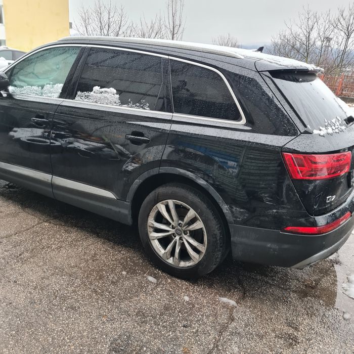 Ауди кю7  audi Q7 3.0тди 272к.с. на части