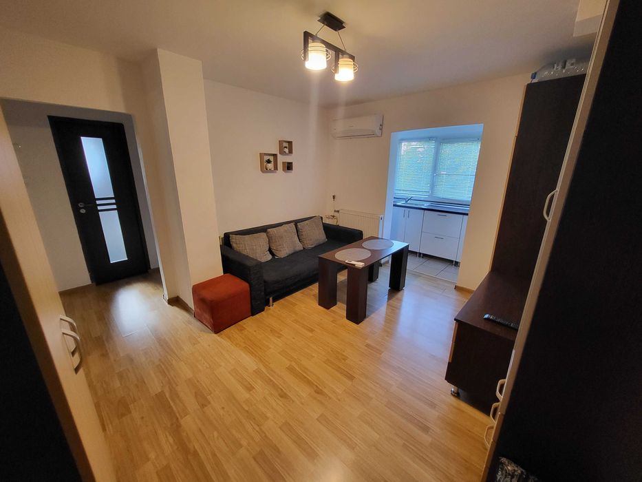 Ofer spre inchiriere apartament cu 2 camere, decomandat, 340€, Girocului