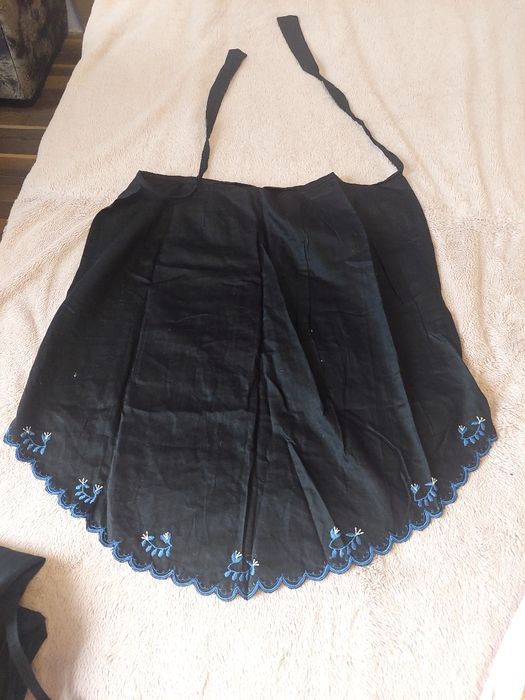 Продавам стари престилки