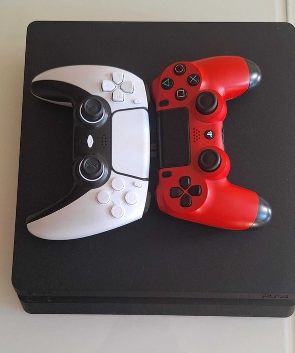 Playstation4 Slim 500GB 2 Контрлера + игри и пълен комплект кабели