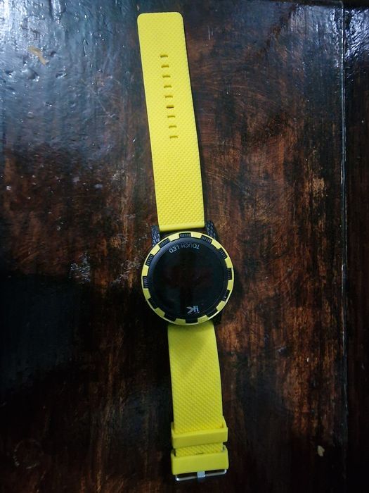 Ceas cu bretele galebe luat din Italia