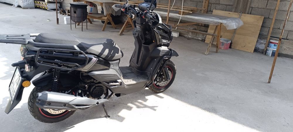 Продам скутер танк