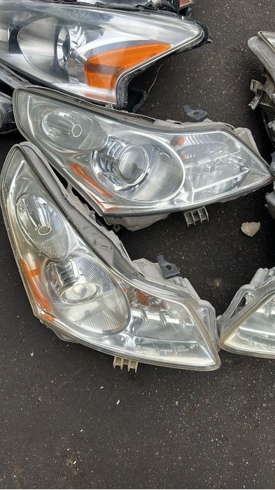 Фары на Infiniti G35 G37