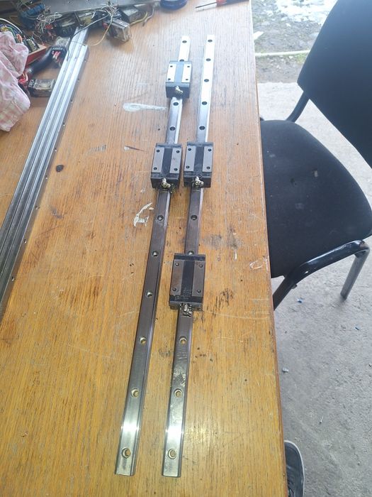 Ghidaje liniare CNC PMI / XPMI mărime 20 – 760 mm – 2 șine + 4 cărucio