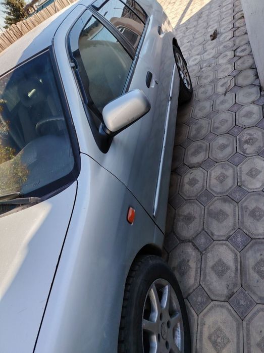 Nissan primera p11