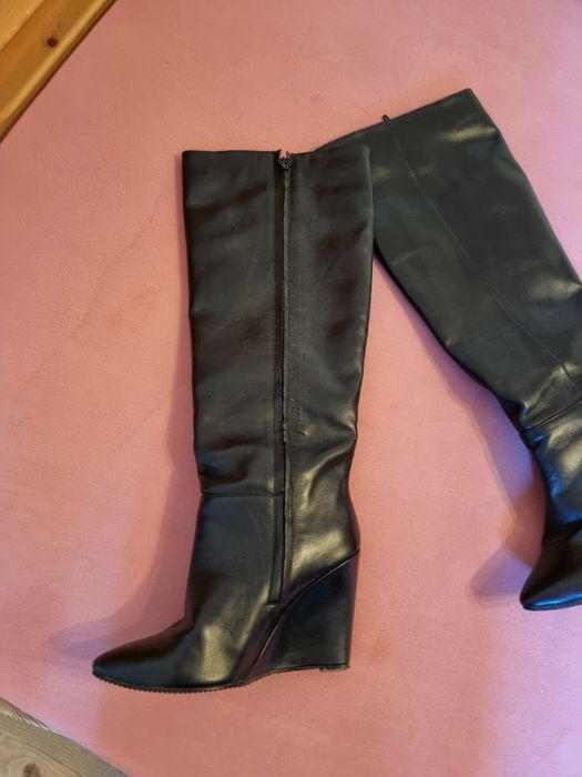 Cizme lungi din piele cu fermoar