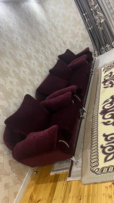 Диван для гостиной