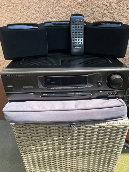 Vand procesor Technics SH-AV500 impreuna cu Boxe Kenwood RS-03