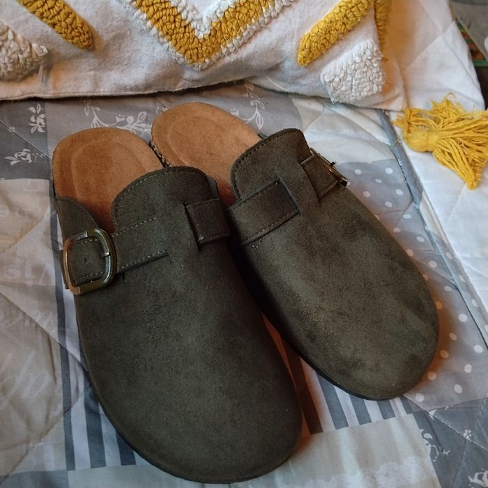 Saboți piele întoarsă Nr 39